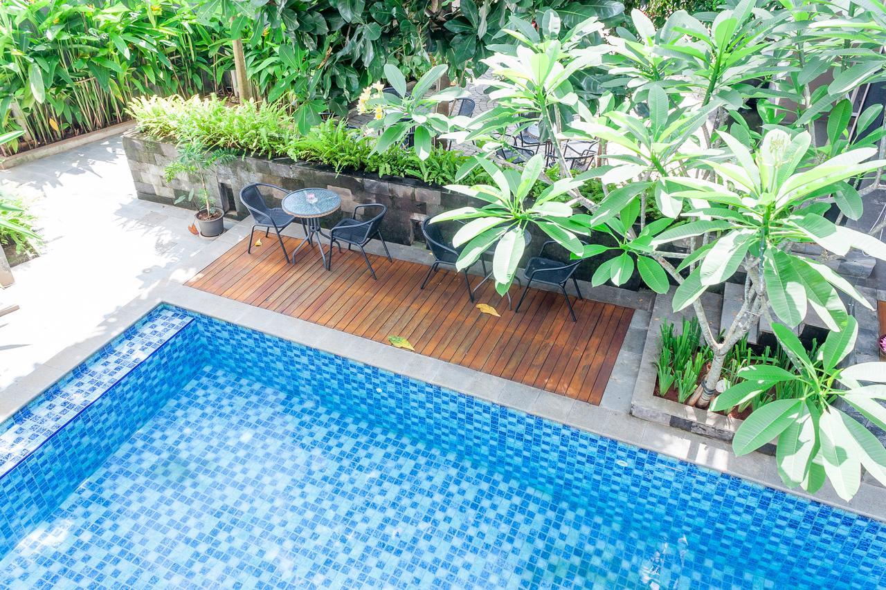 Griya Regato Hotel Jakarta Luaran gambar